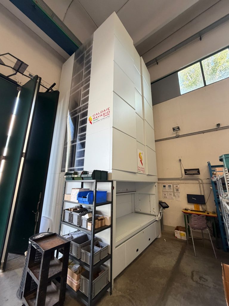 Magazzino automatico dei componenti